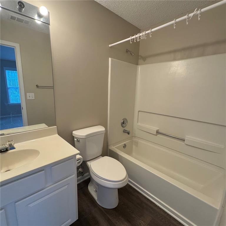 280 Devonshire Drive Property Photo 6