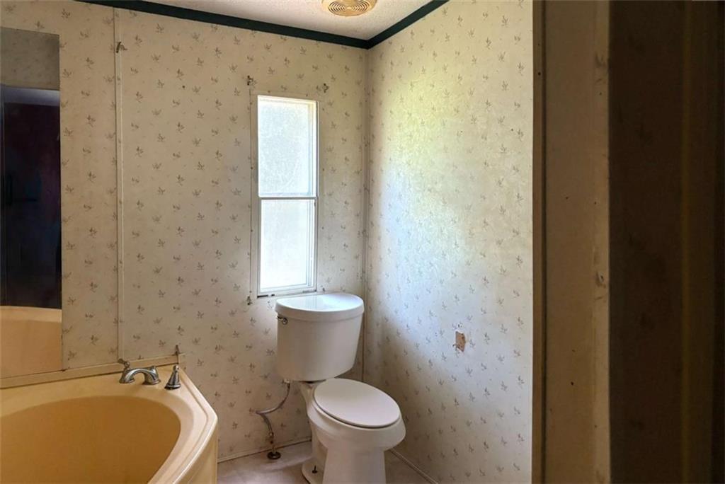 182 Owenby Lane Property Photo 9