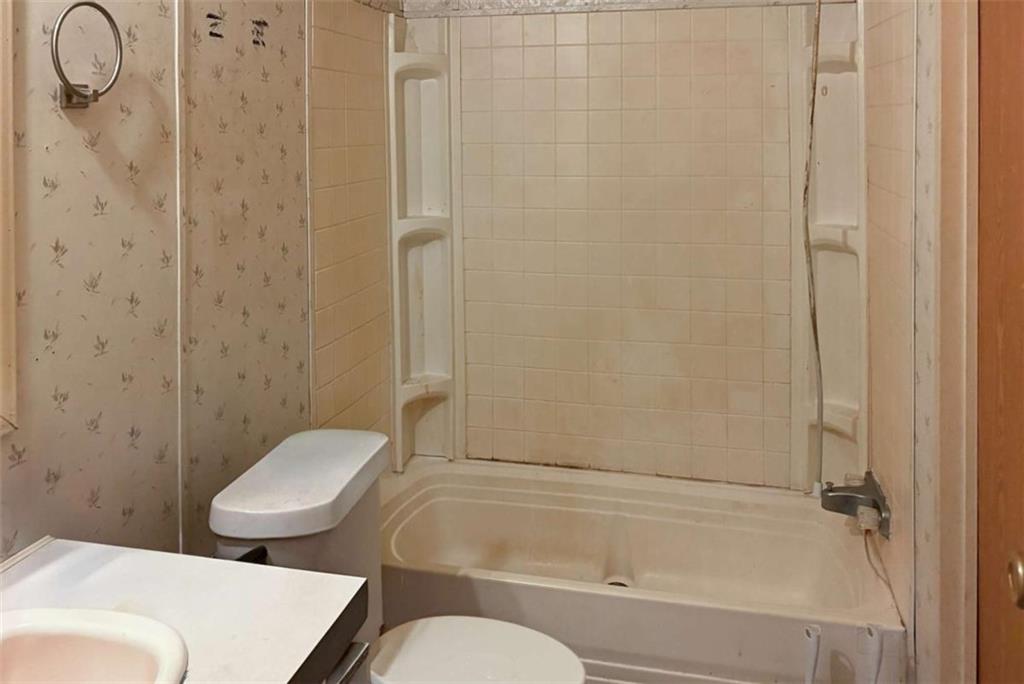 182 Owenby Lane Property Photo 11