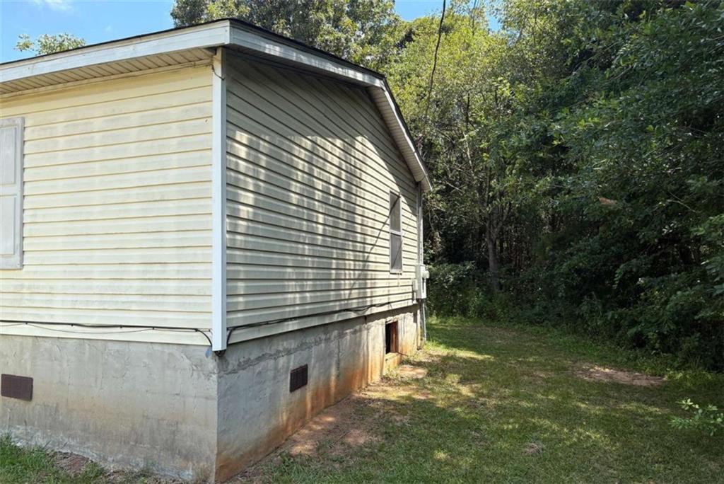 182 Owenby Lane Property Photo 13