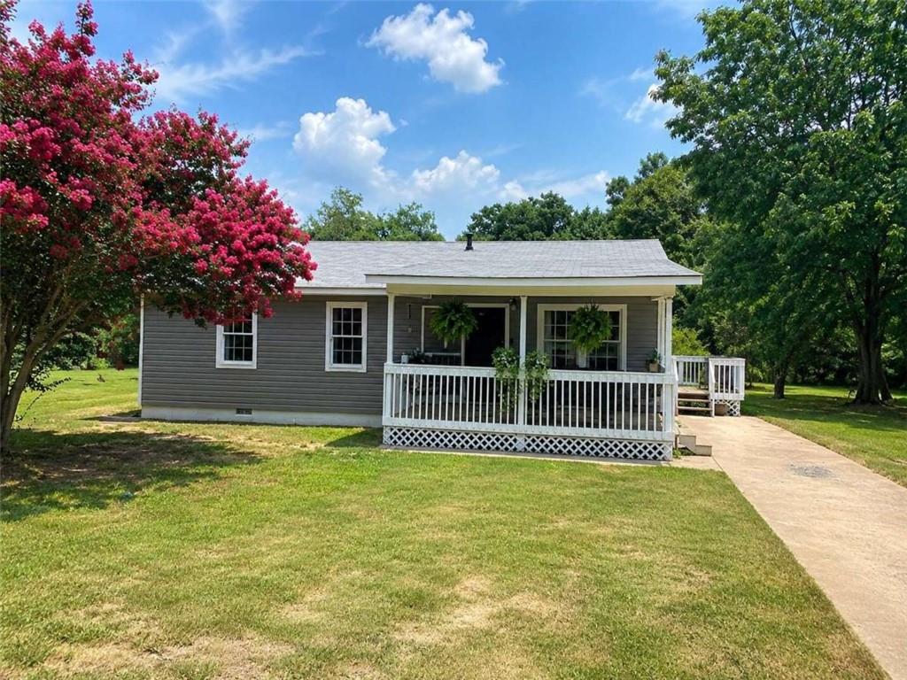 1600 Prospect Road Property Photo 1