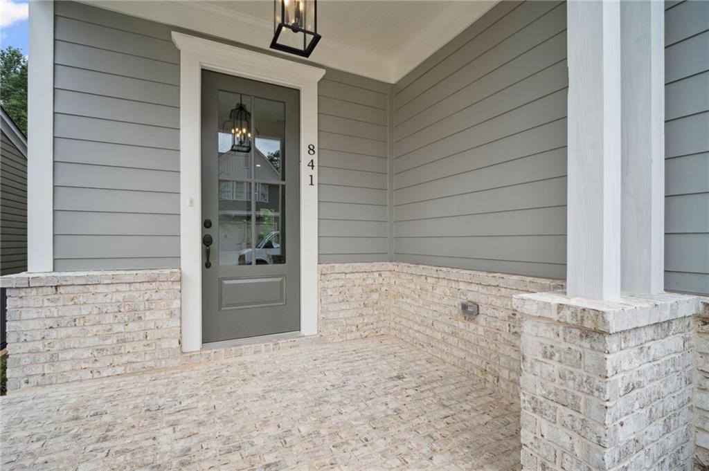 841 Lakemont Drive Property Photo 4