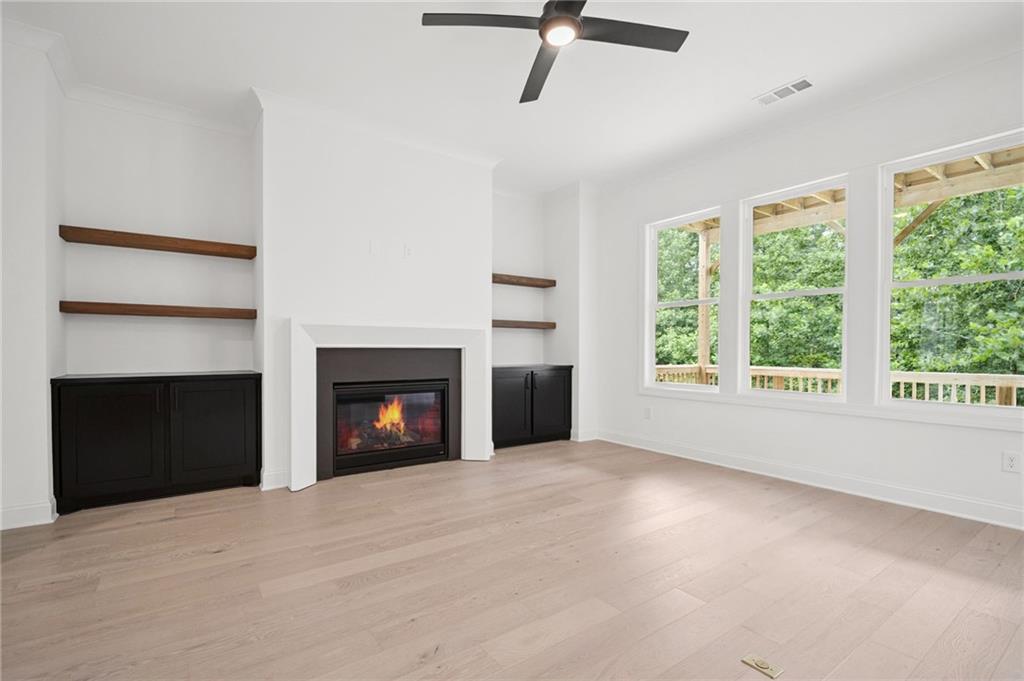 841 Lakemont Drive Property Photo 7
