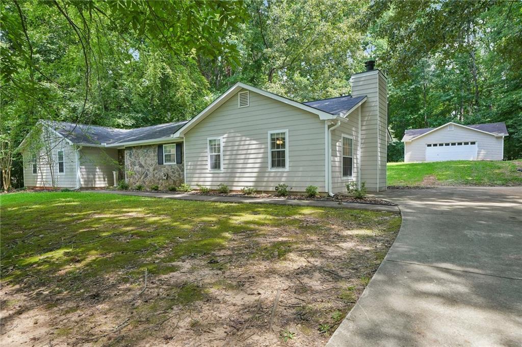 185 Starrs Mill Drive Property Photo 1