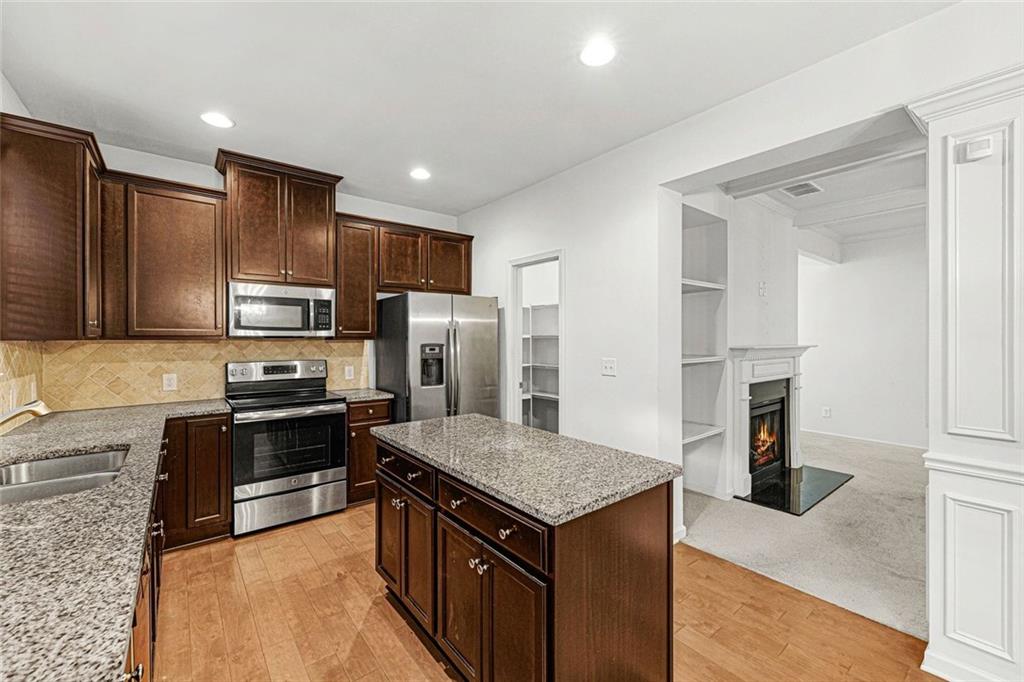 5667 Radford Loop Property Photo 12