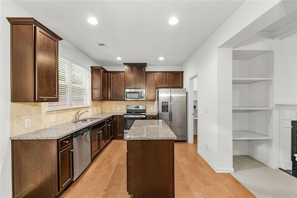 5667 Radford Loop Property Photo 13