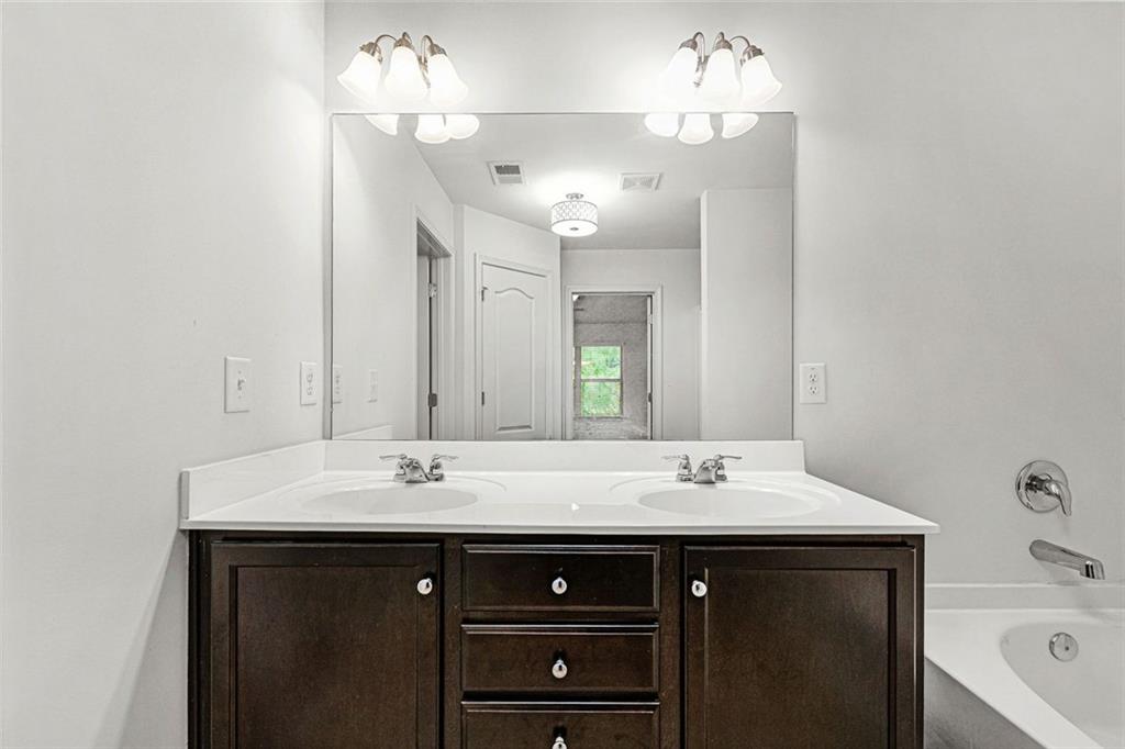 5667 Radford Loop Property Photo 23