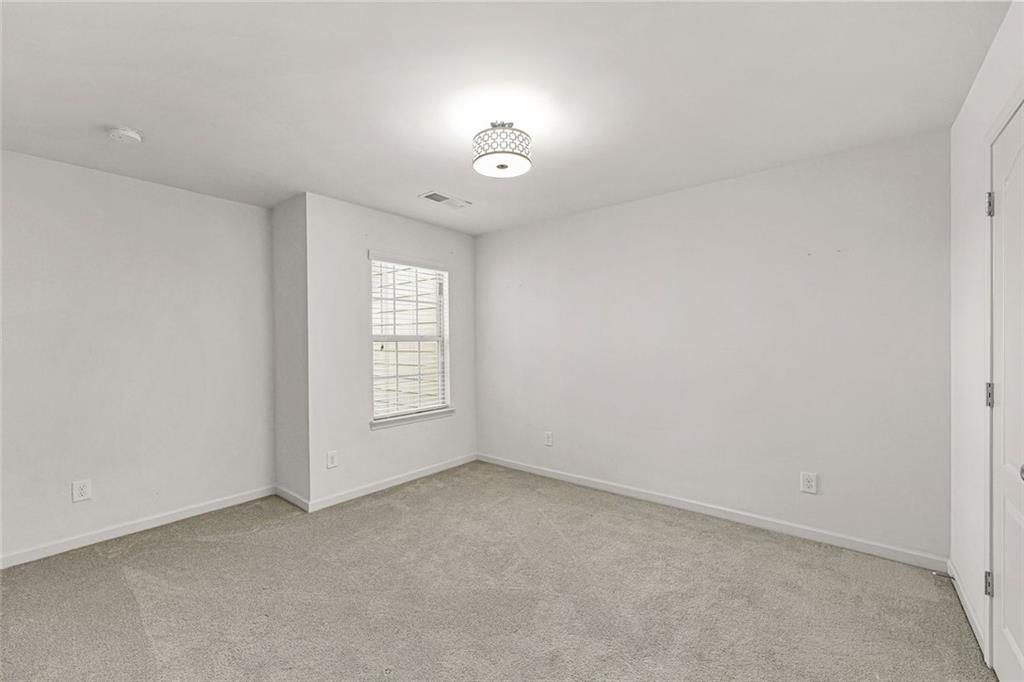 5667 Radford Loop Property Photo 29