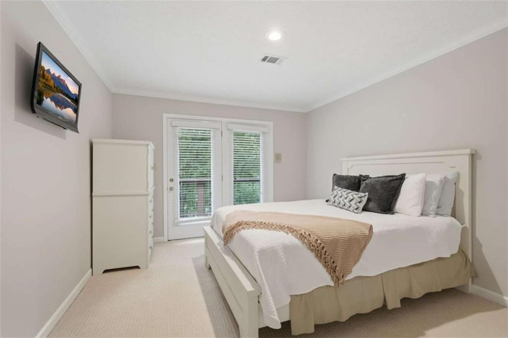 8170 Old Mill Drive Property Photo 40