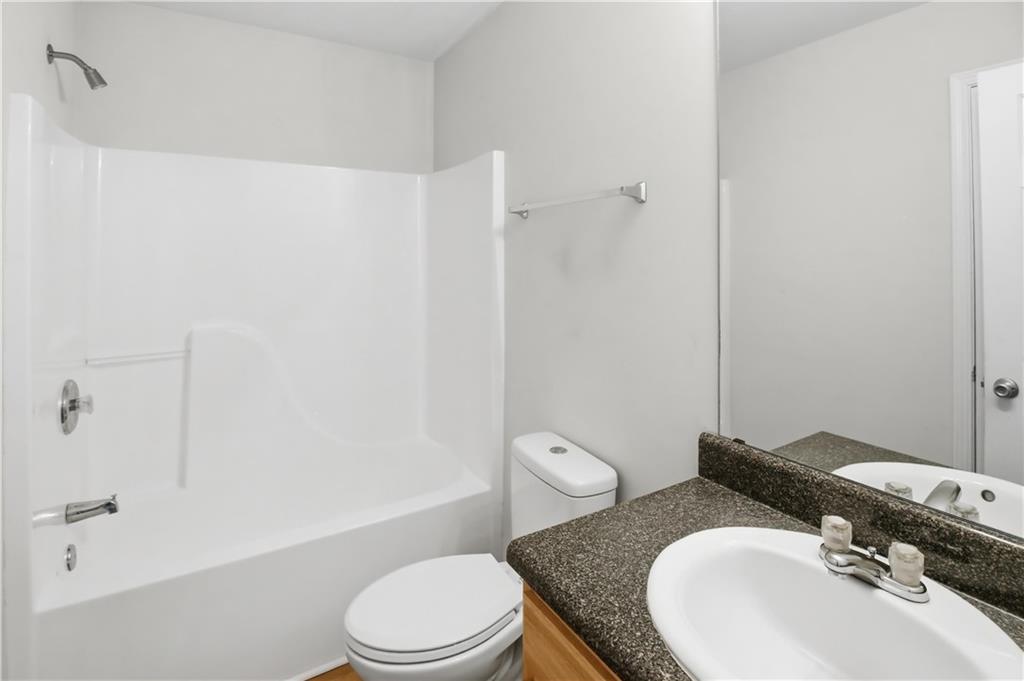 95 Carrington Circle Property Photo 15