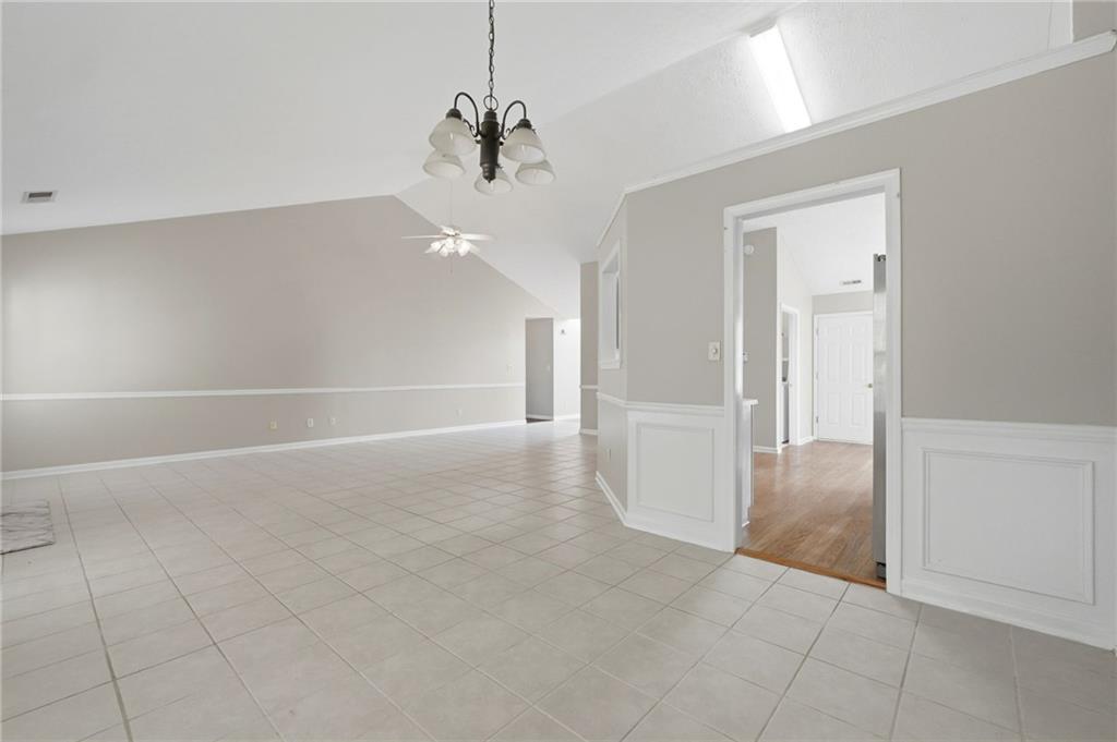 1565 Heatherton Road Property Photo 27
