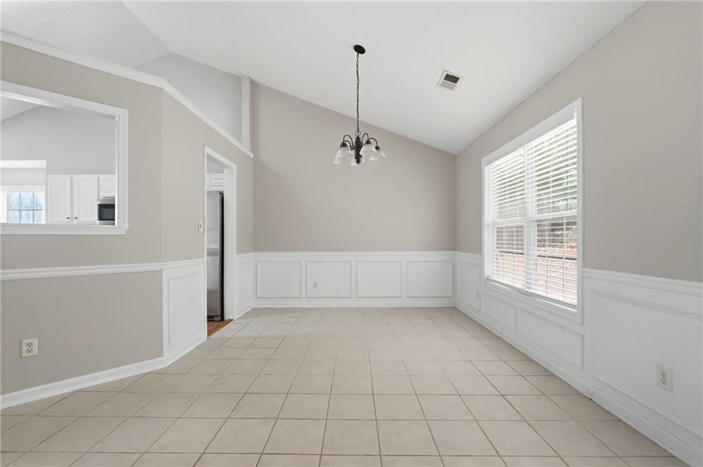 1565 Heatherton Road Property Photo 28