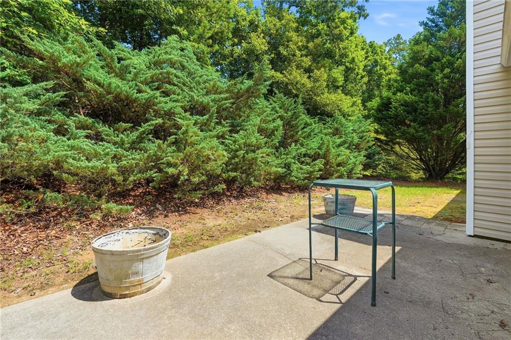 1565 Heatherton Road Property Photo 31