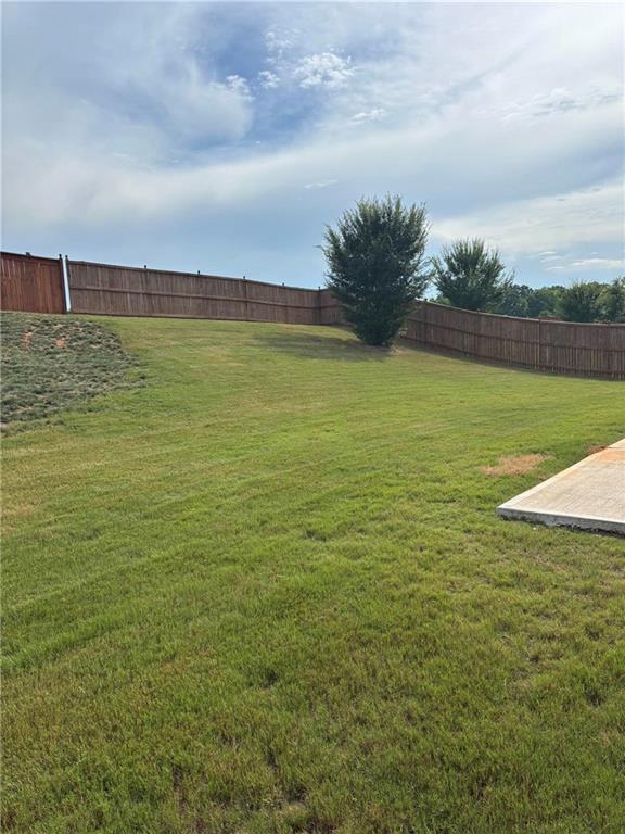 369 Amsterdam Way Property Photo 6