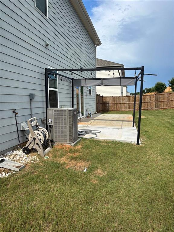 369 Amsterdam Way Property Photo 8