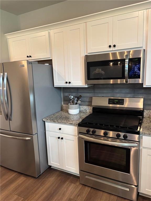 369 Amsterdam Way Property Photo 17