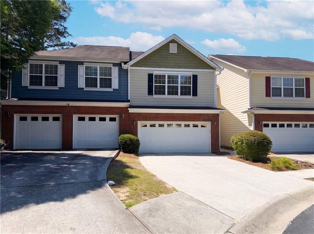 1019 Ivydale Circle Property Photo 1