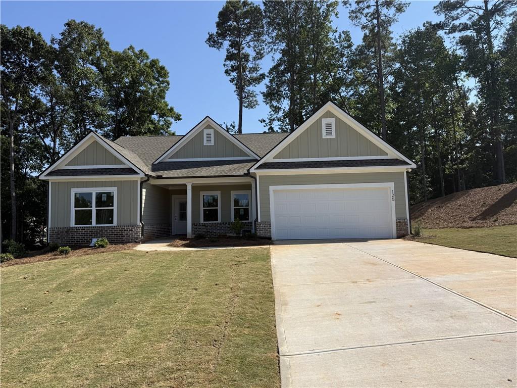 125 Fairwinds Drive Property Photo 1