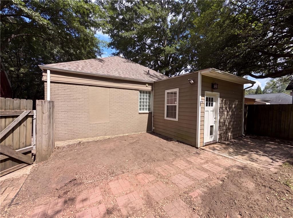 1773 Sylvan Road Sw Property Photo 5