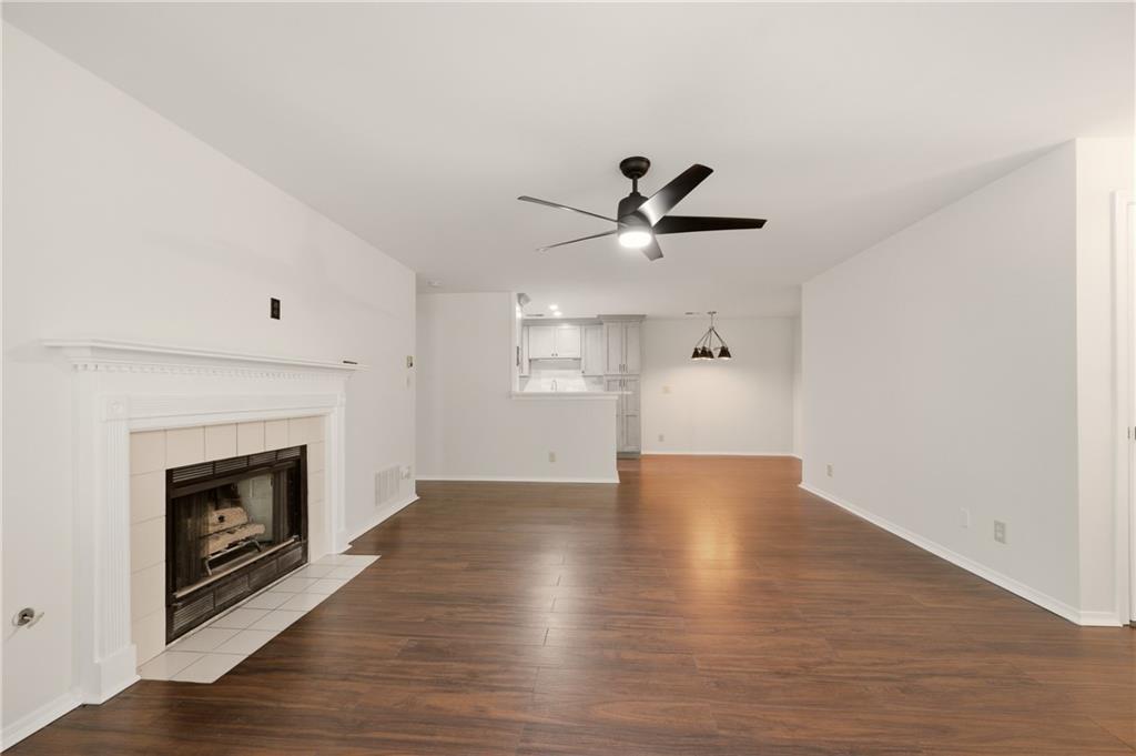 515 Berkeley Woods Drive Property Photo 6
