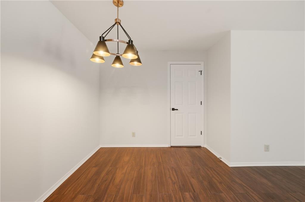515 Berkeley Woods Drive Property Photo 10