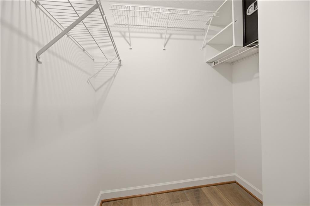 515 Berkeley Woods Drive Property Photo 17