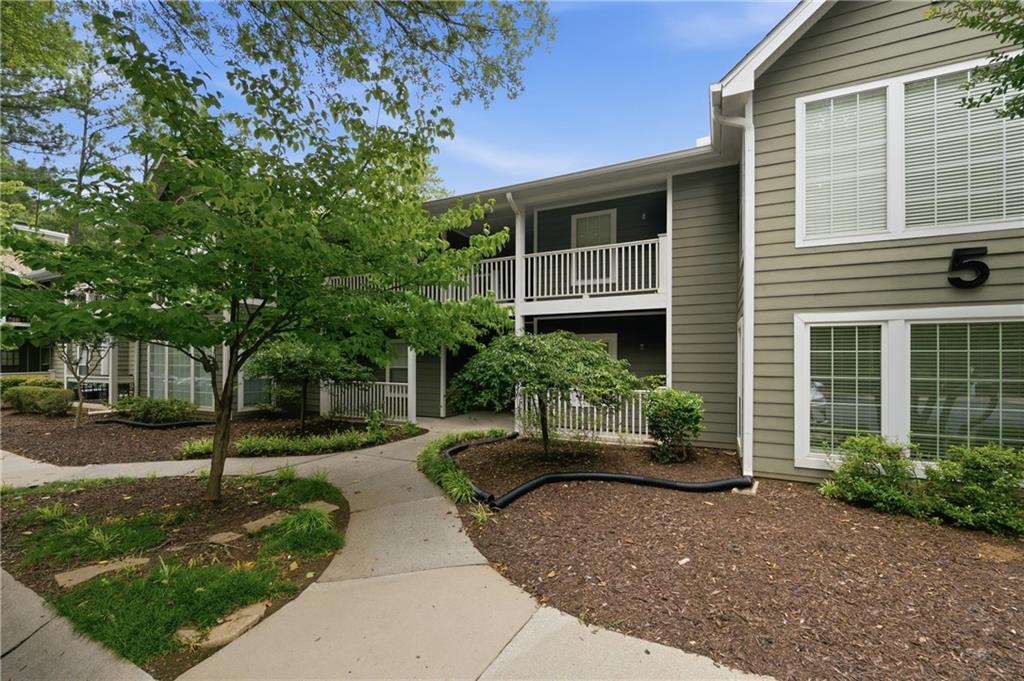 515 Berkeley Woods Drive Property Photo 28