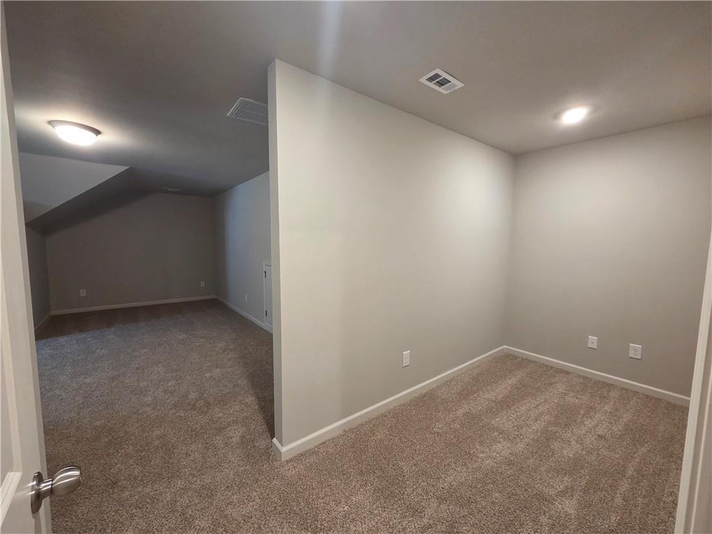 313 Meadows Drive Property Photo 31