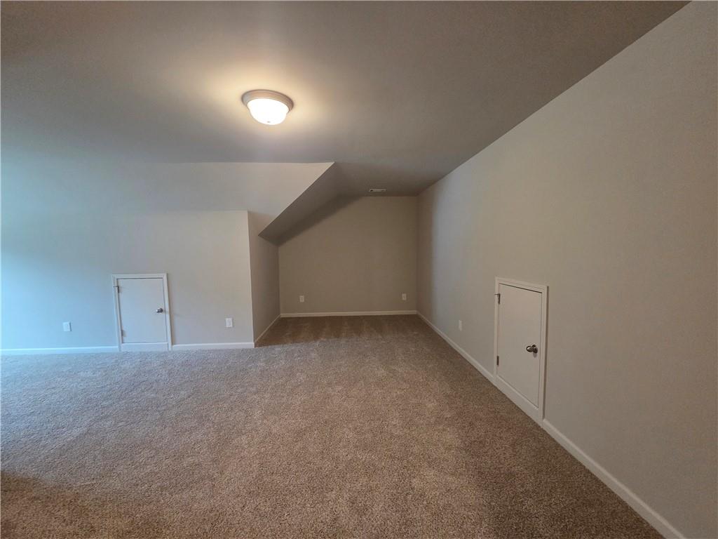 313 Meadows Drive Property Photo 32