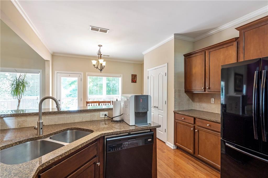 3497 Lori Lane Property Photo 7