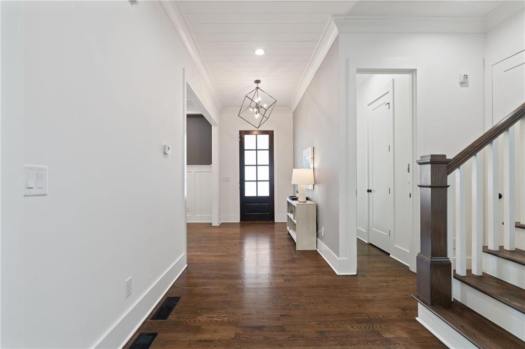 427 Nesbit Street Property Photo 6