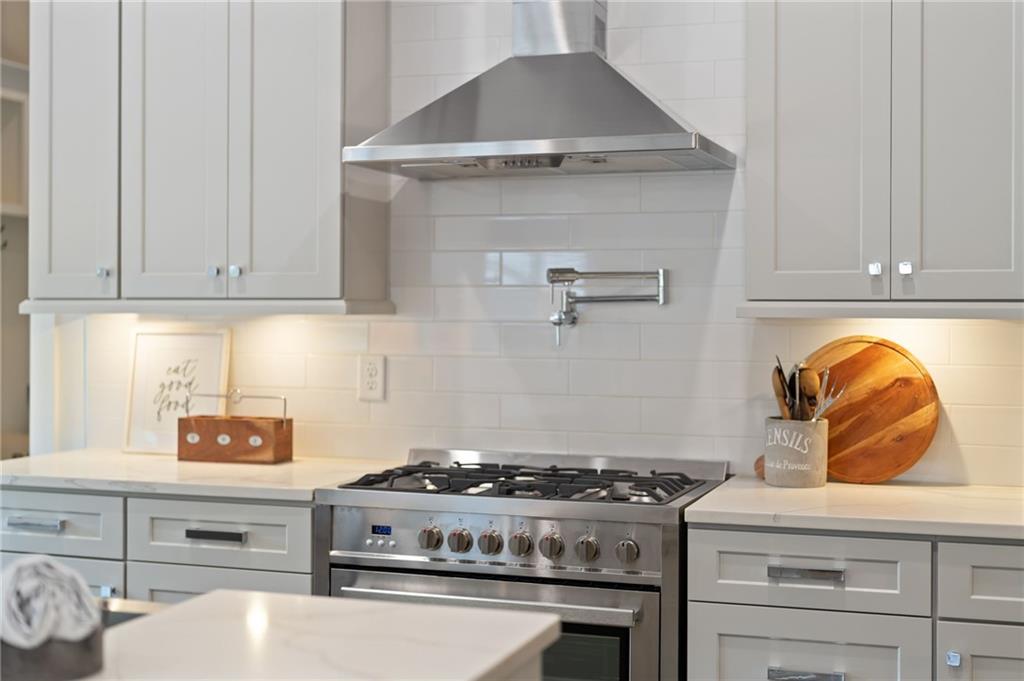 427 Nesbit Street Property Photo 15
