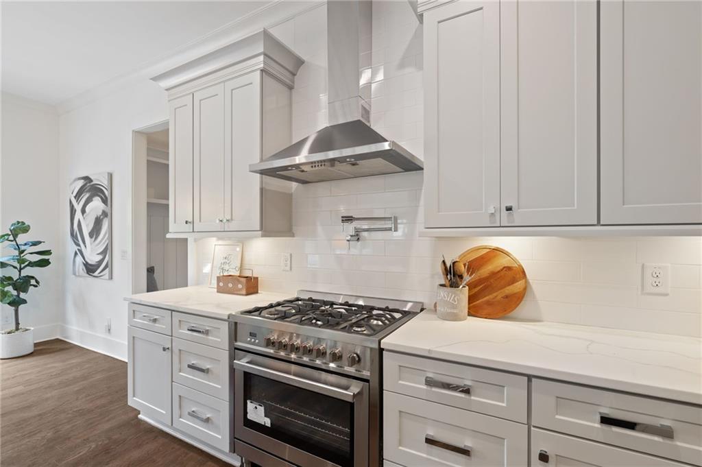 427 Nesbit Street Property Photo 17