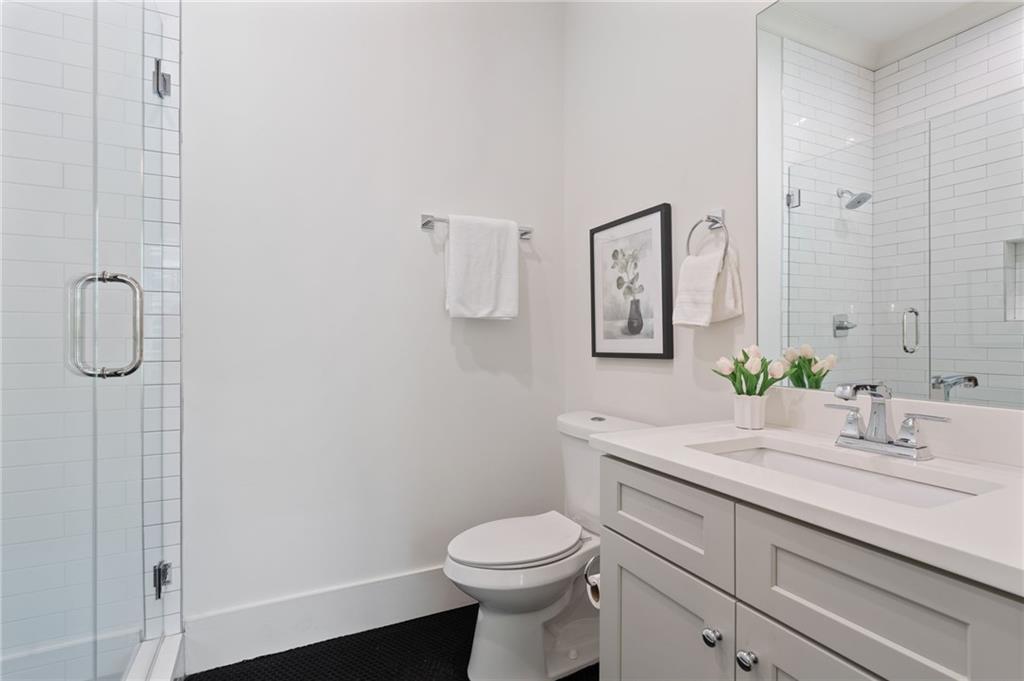 427 Nesbit Street Property Photo 24