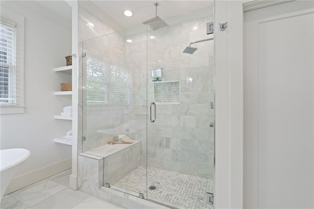 427 Nesbit Street Property Photo 35