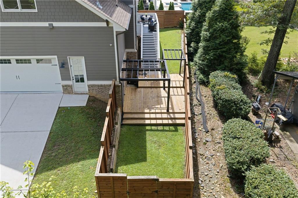 427 Nesbit Street Property Photo 61
