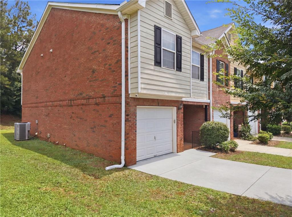 605 Magnolia Gardens Walk Property Photo 4