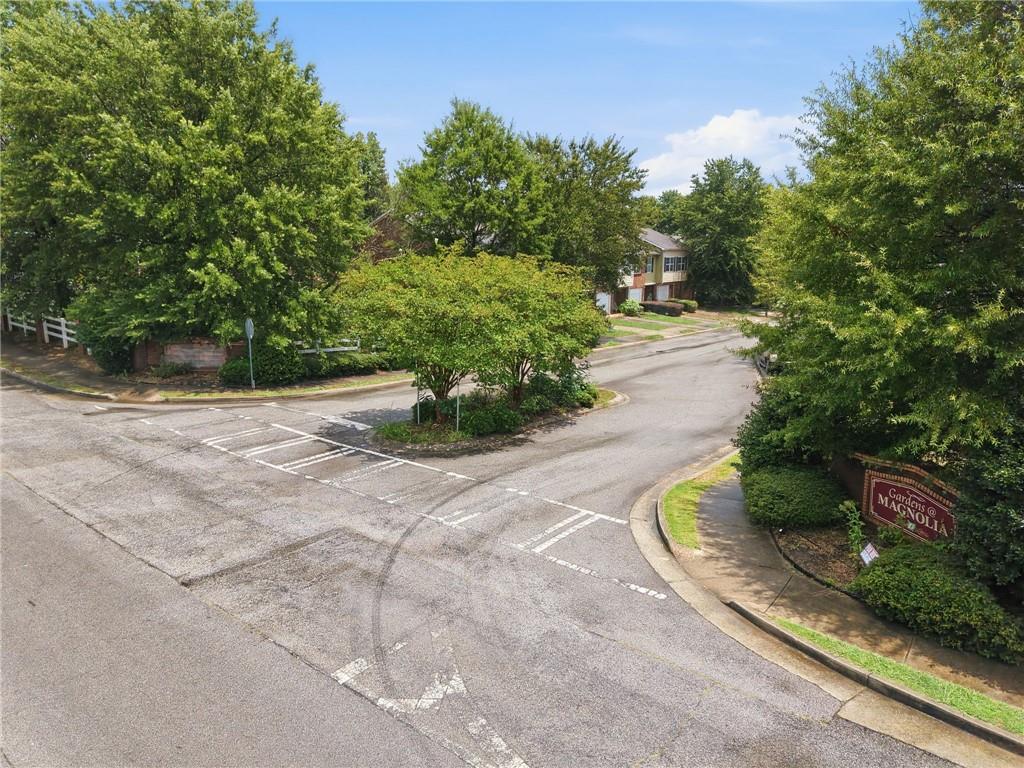 605 Magnolia Gardens Walk Property Photo 9