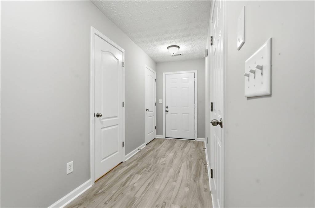 605 Magnolia Gardens Walk Property Photo 14