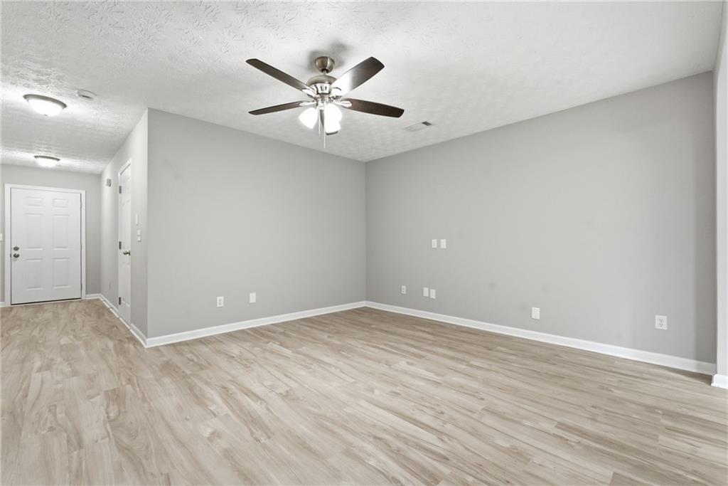 605 Magnolia Gardens Walk Property Photo 20