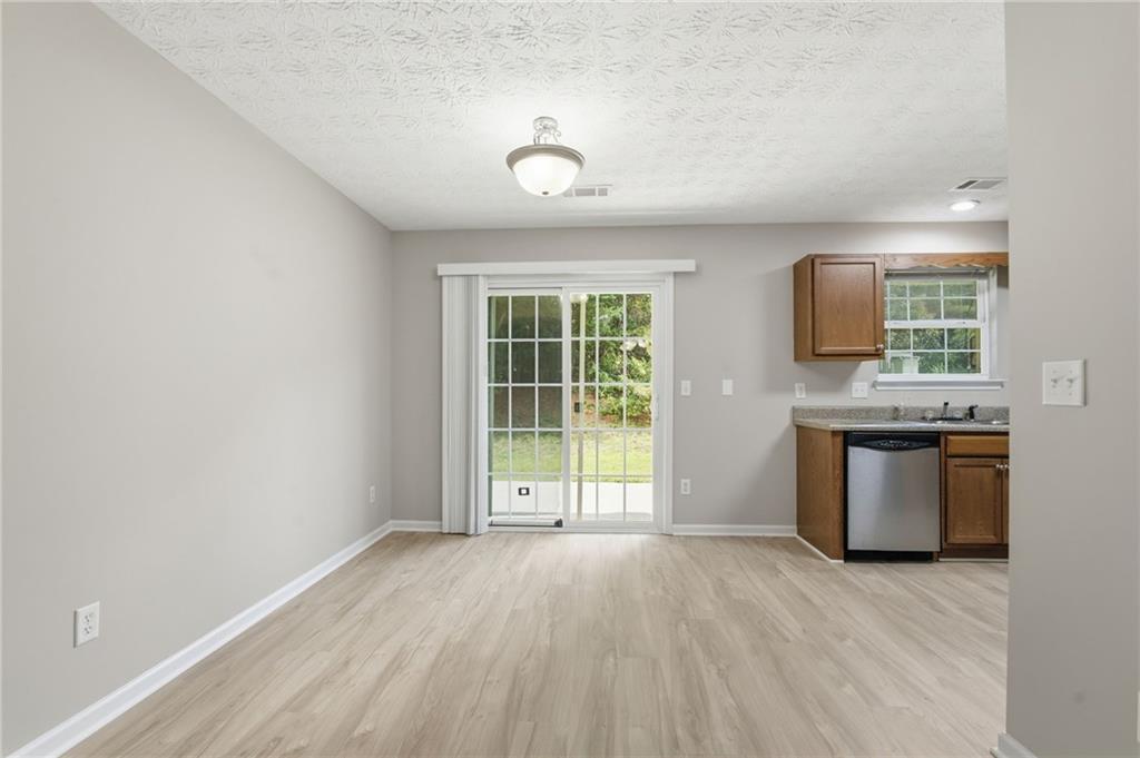 605 Magnolia Gardens Walk Property Photo 23