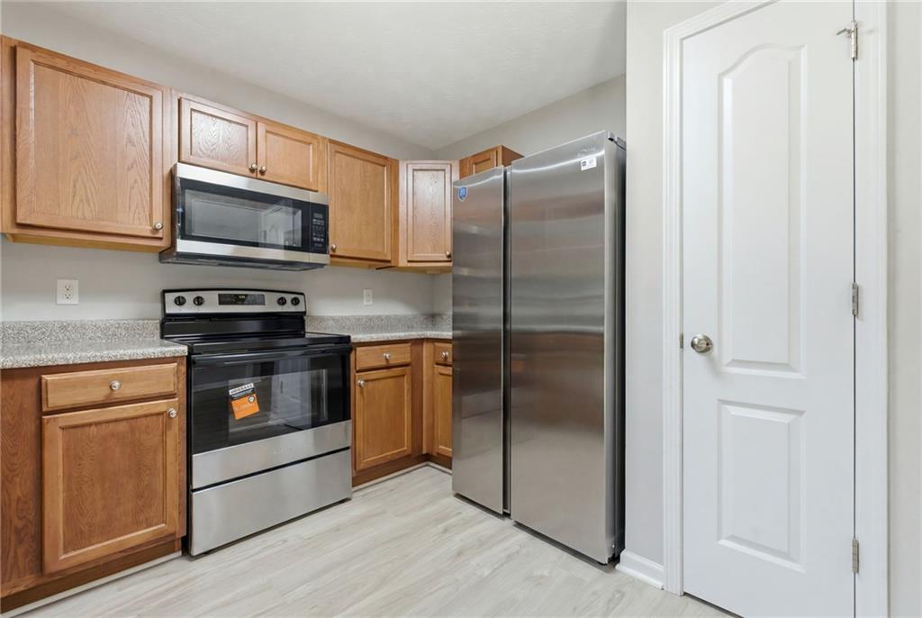 605 Magnolia Gardens Walk Property Photo 27