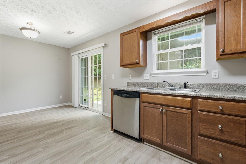 605 Magnolia Gardens Walk Property Photo 29