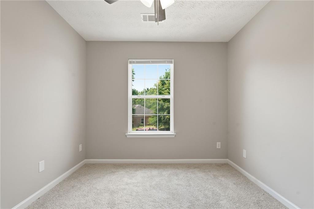 605 Magnolia Gardens Walk Property Photo 34
