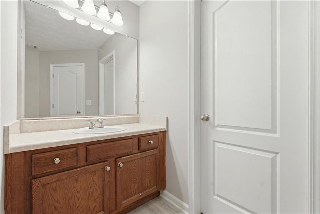 605 Magnolia Gardens Walk Property Photo 47