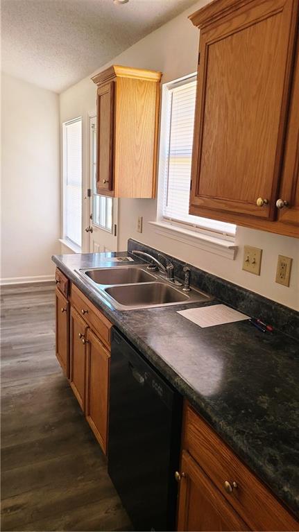 7803643 Property Photo 4