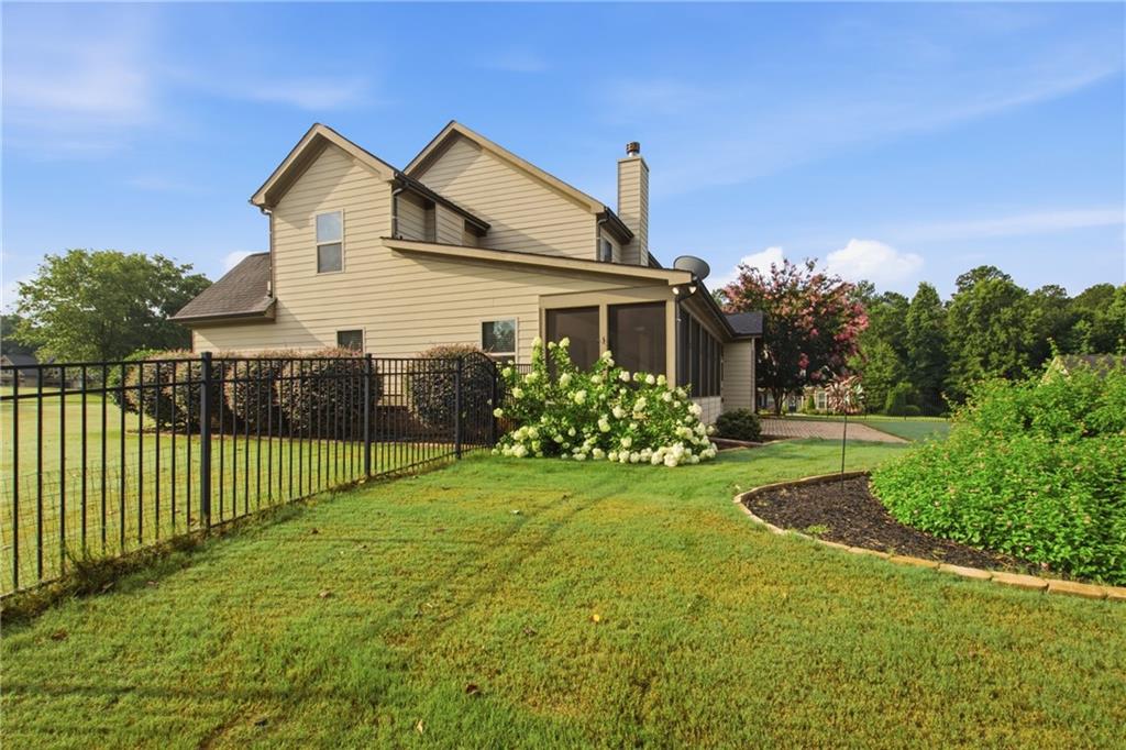 4662 Whitlow Ridge Drive Property Photo 5