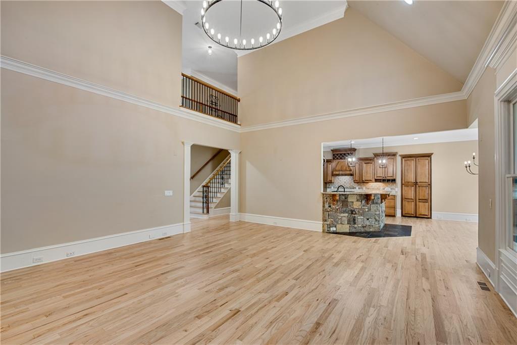 2140 Tee Drive Property Photo 8