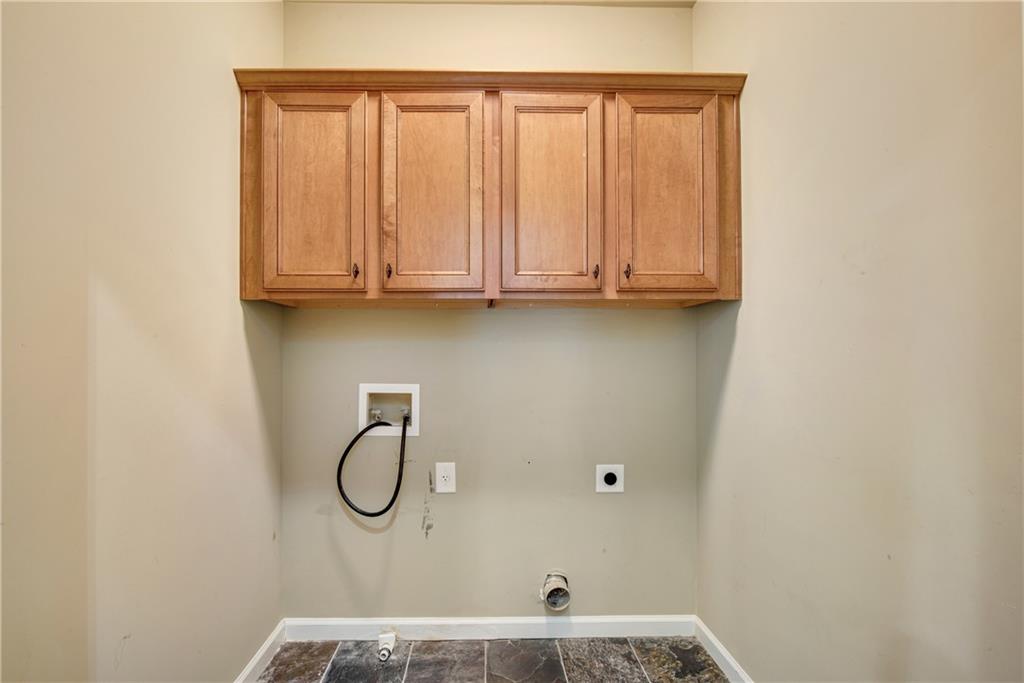 2140 Tee Drive Property Photo 25