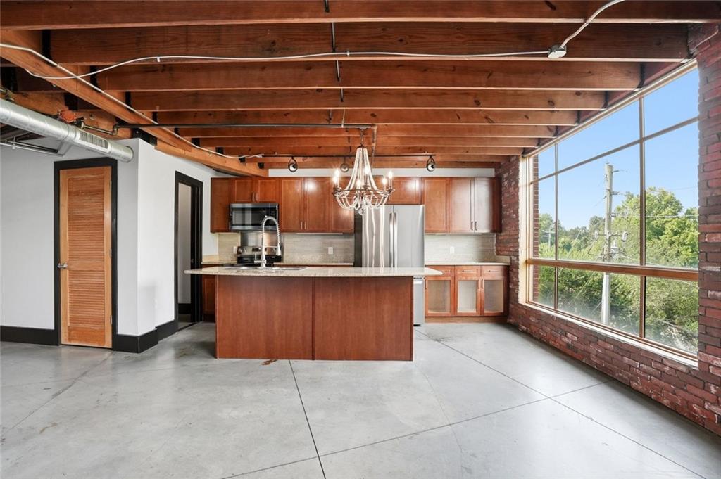 7803673 Property Photo 7